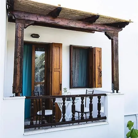 Mavrikou Helen *