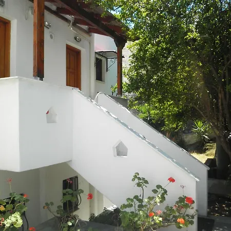 Mavrikou Helen Apartment Skyros